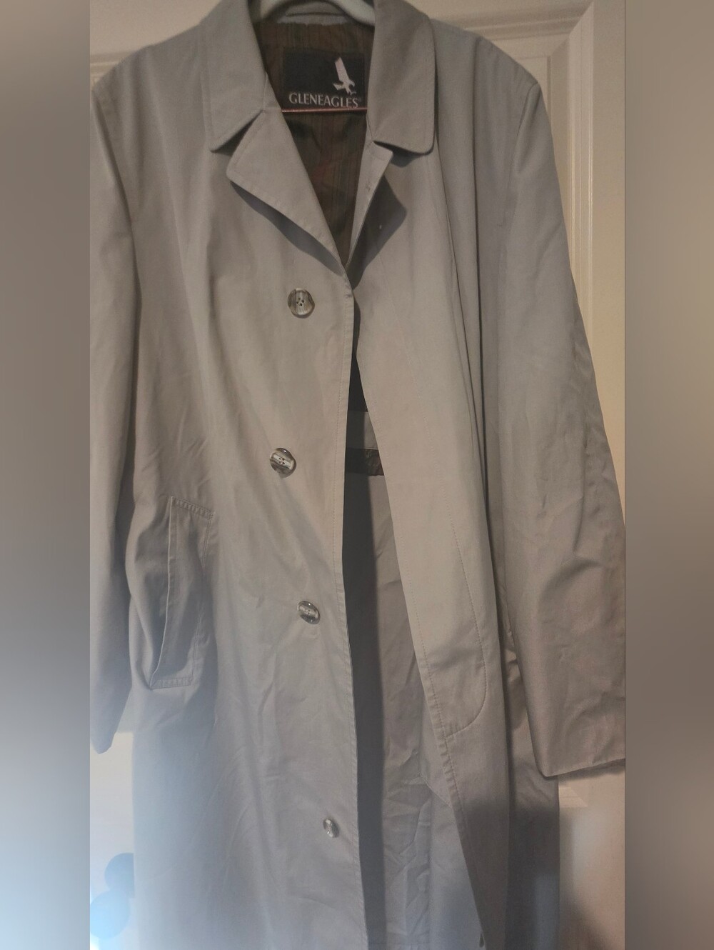 Vintage Glen Eagles Light Gray/Taupe Classic Button Trench Coat